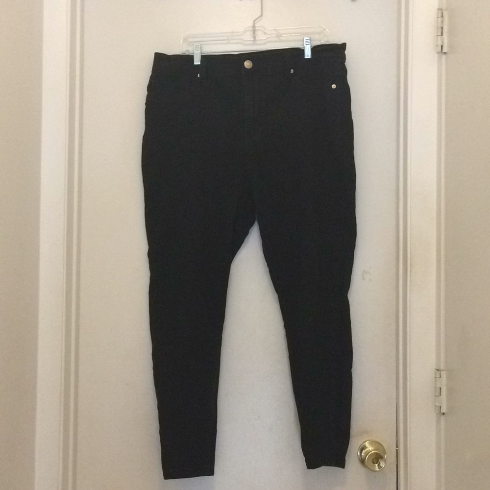 Forever 21 black skinny jeans